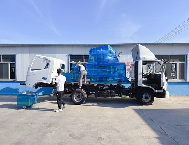 700雙層殺菌鍋、料車，直達(dá)車發(fā)貨河南  源頭工廠，質(zhì)量保障，價(jià)格透明，售后無(wú)憂，歡迎咨詢